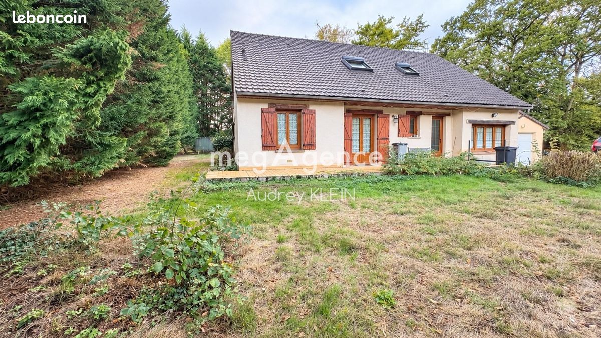 Maison 10 pièces 216 m² · à Ervauville · 216 m² · 170 000 €