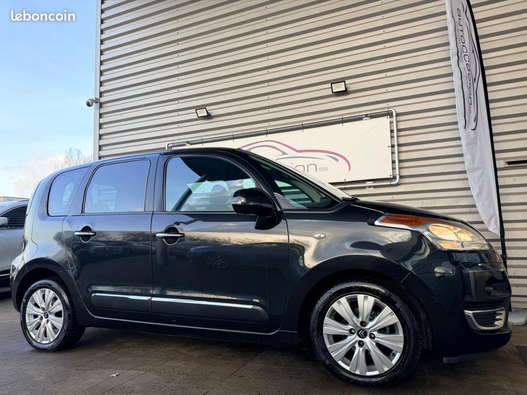 Citroen C3 Picasso Exclusive 1.6HDi 90cv / 110 000KM / GPS / Clim / Bleutooth / .... (image 2)