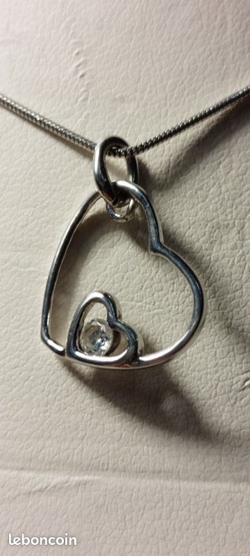 Pendentif Cœur En Argent Sterling - Dimensions 2,5 X 2 Cm - Poinçonné - Occasion TBE