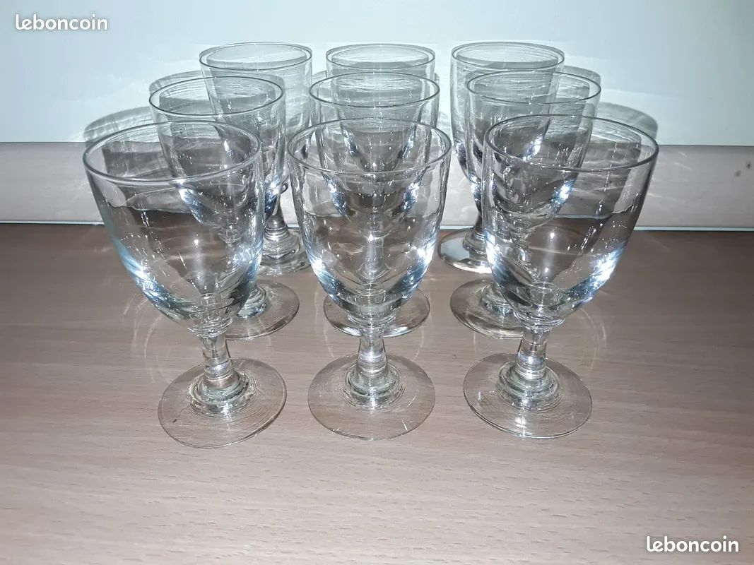 VP°81 Verres allongés à vin AL (image 1)