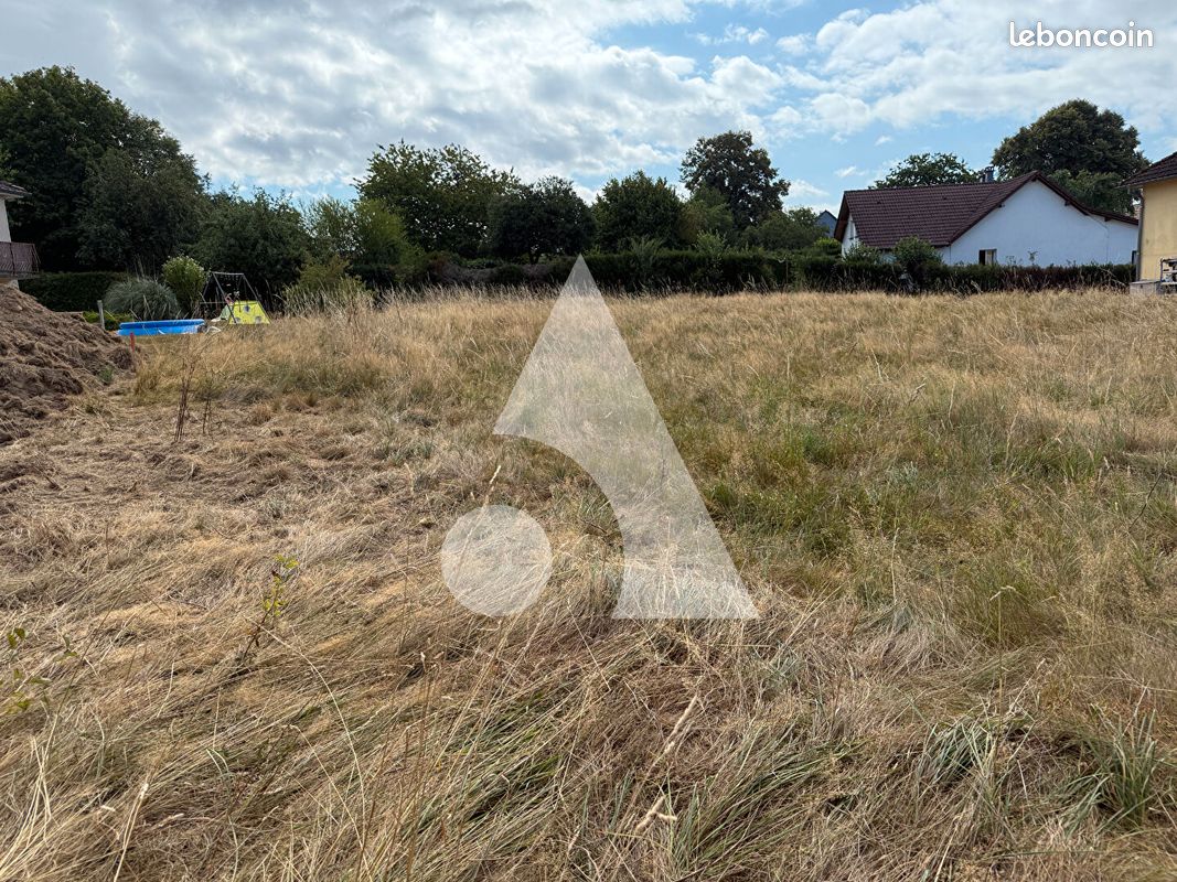 Terrain 1316 m² · à Vézelois · 1 316 m² · 95 000 €