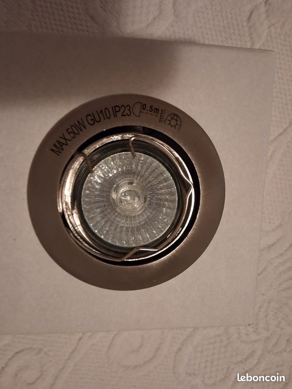 1 Spot acier Orientable (image 2)