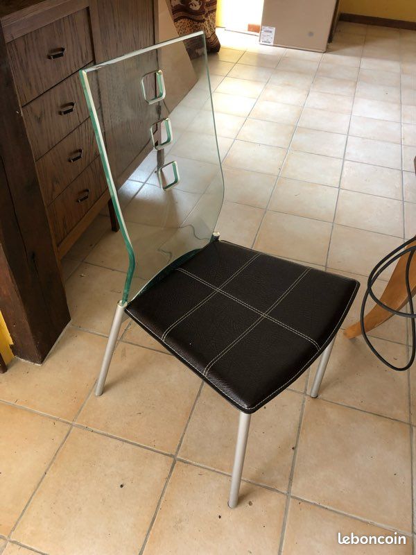 Table (image 2)