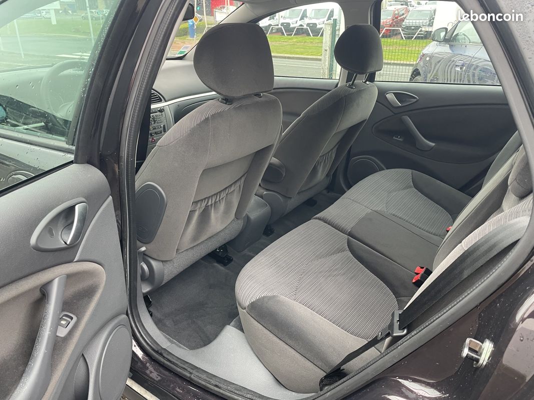 Citroen C5 1.6 hdi 110 premiere main 32381km faible kilometrage (image 5)