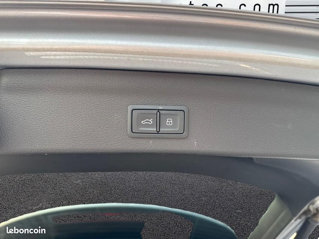 AUDI Q3 2.0 35 TDI 150 S-tronic Design + (image 27)