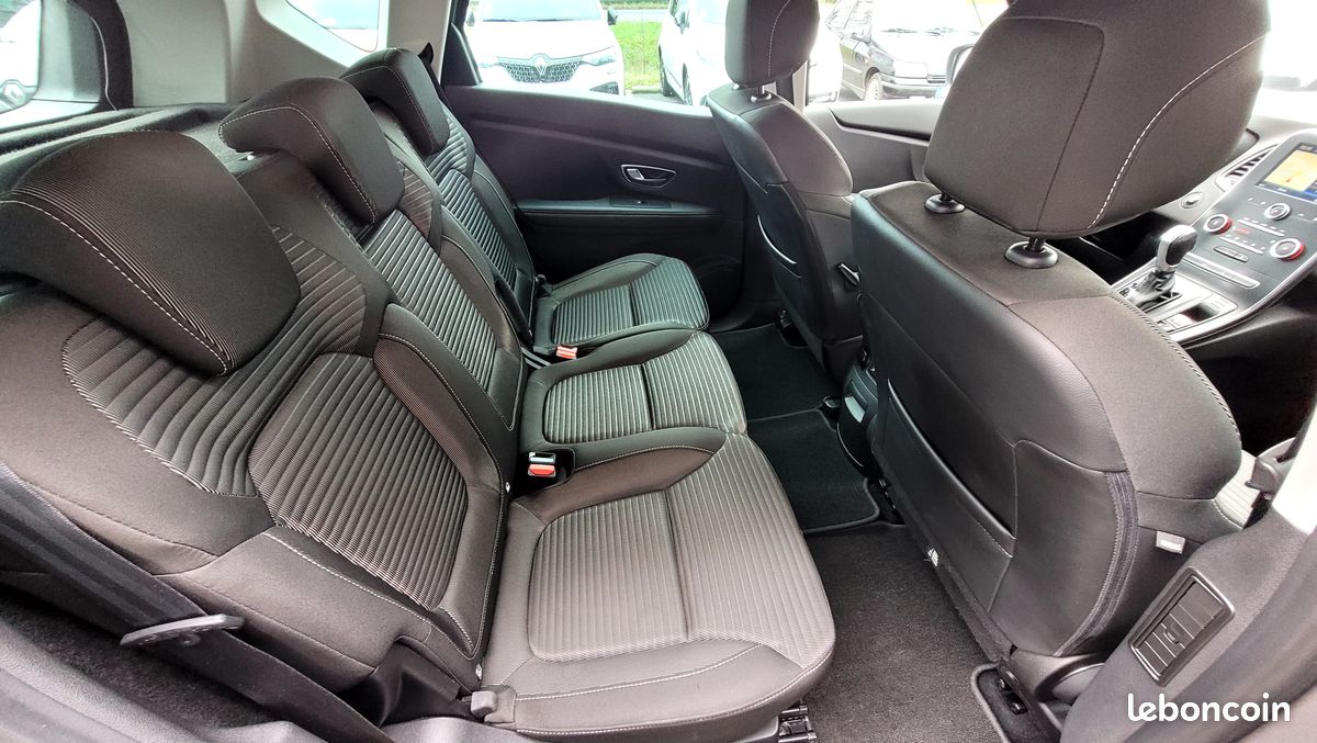 Renault Scénic IV dCi 120 EDC Business (image 8)