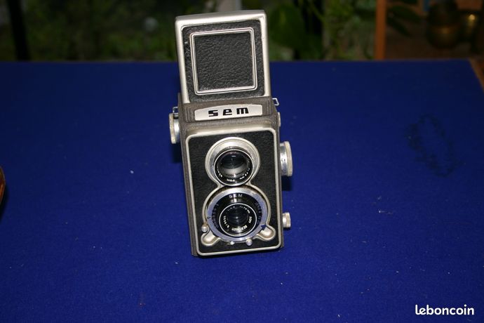 Appareil Photo Argentique Moyen Format SEM BERTHIOT – Vintage – Avec étui