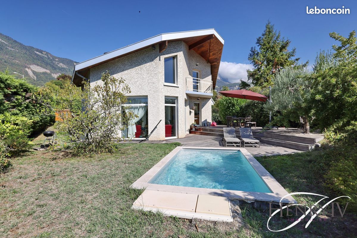 Maison 6 pièces 182 m² · à Saint-Nazaire-les-Eymes · 182 m² · 775 000 €