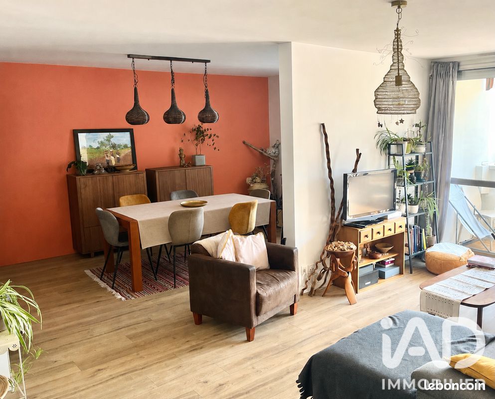 Appartement 3 pièces 77 m² · à Saint-Étienne · 77 m² · 131 000 €