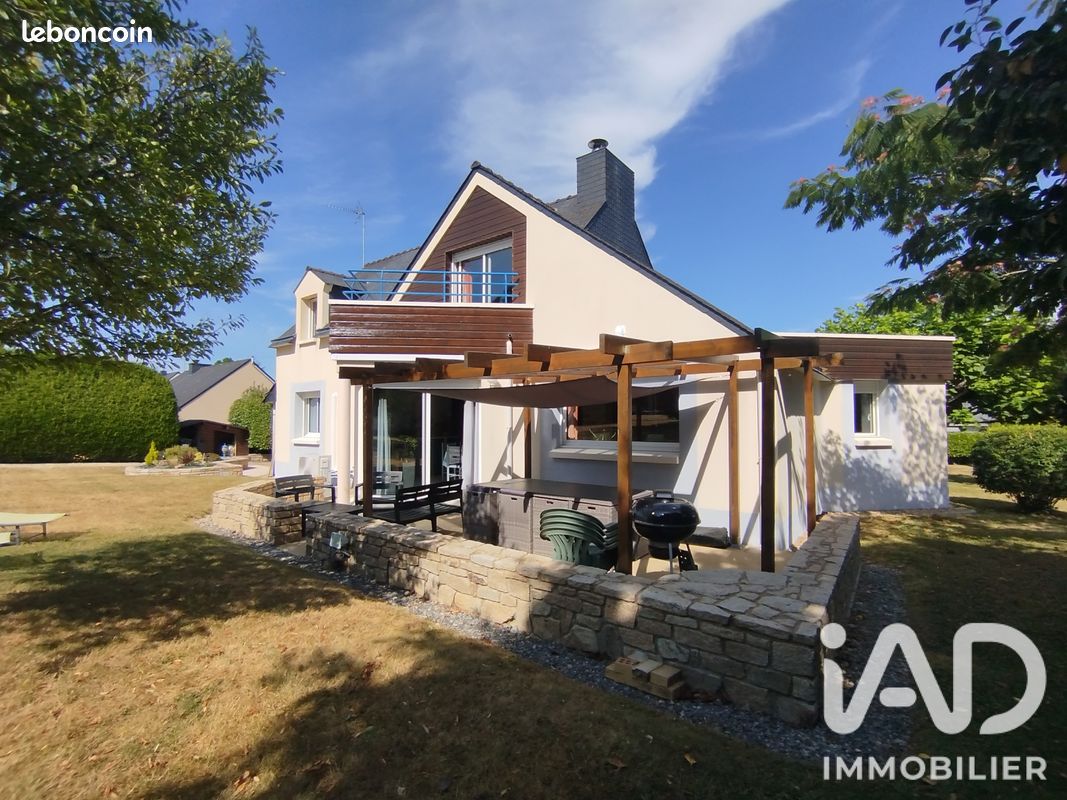Maison 5 pièces 123 m² · à Questembert · 123 m² · 395 000 €