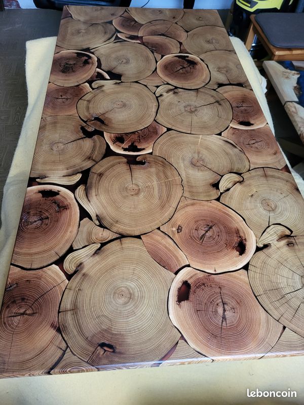 Table basse bois et résine (image 6)