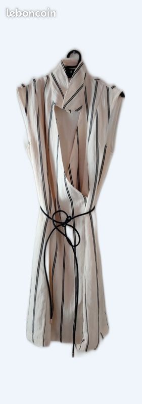 Robe blanche rayée noire – ceinture fine Vêtements