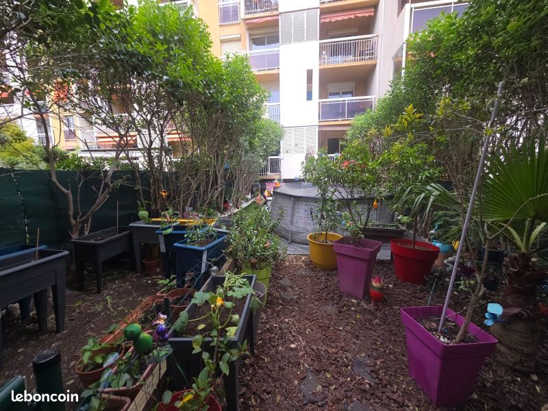 Appartement 2 pièces 51 m² · à Marseille · 51 m² · 210 000 €