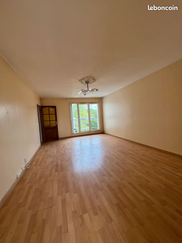 Appartement 4 pièces 88 m² · à Thiais · 88 m² · 1 526 €