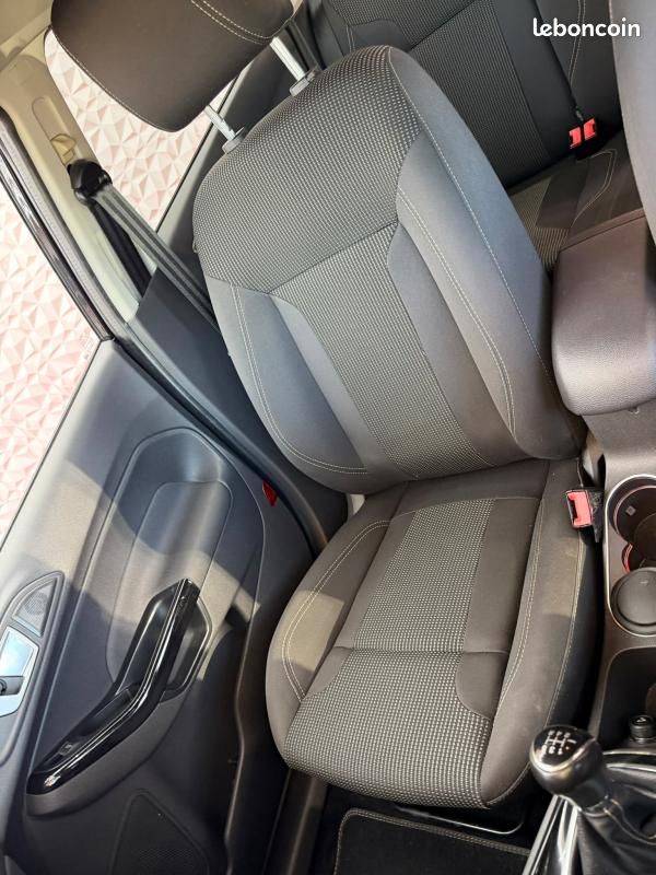 Ford Fiesta VI 1.5 TDCi 95 CV (image 13)