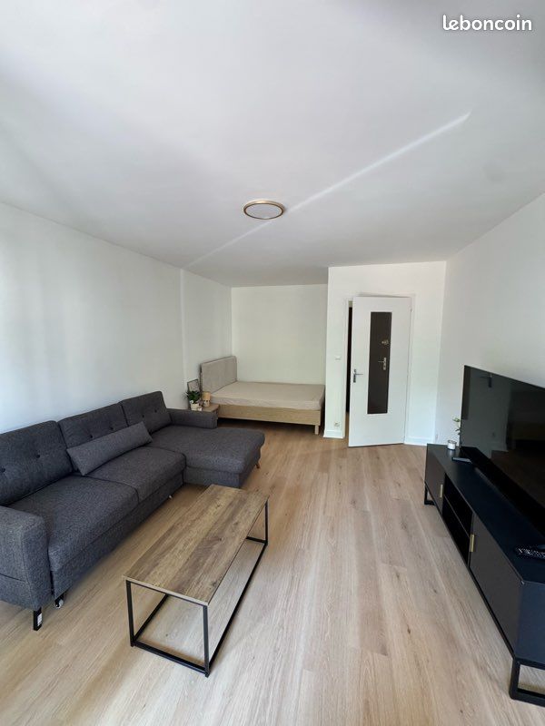 Appartement 1 pièce 35 m² · à Orléans · 35 m² · 650 €