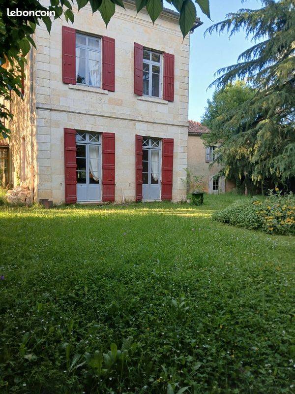 Maison 12 pièces 350 m² · à Beaucaire · 350 m² · 780 000 €