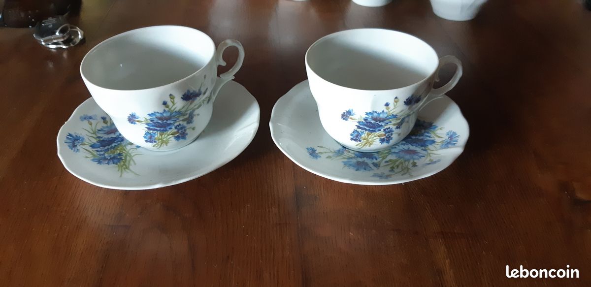 Tasse à déjeuner en porcelaine (image 1)