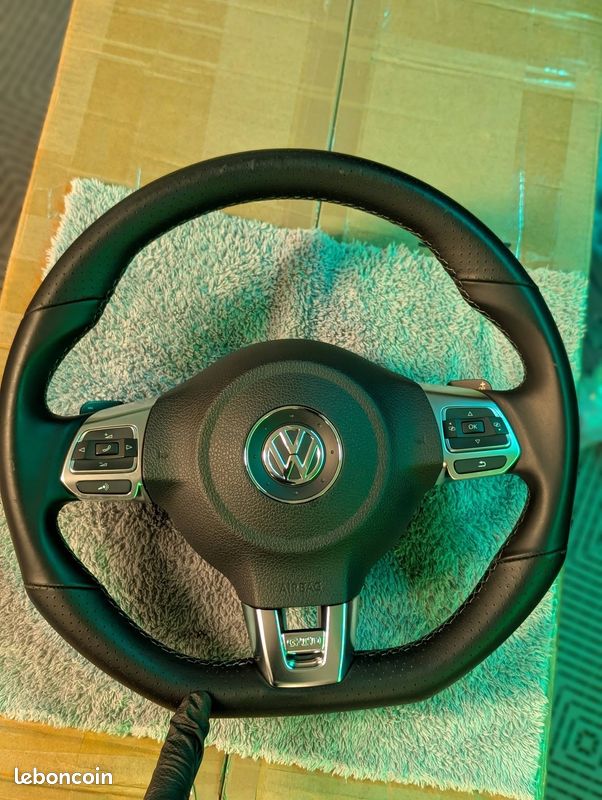 Volant OEM Golf 6 GTD (image 2)