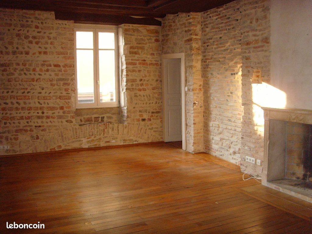 Appartement 2 pièces 62 m² · à Bourg-en-Bresse · 62 m² · 596 €