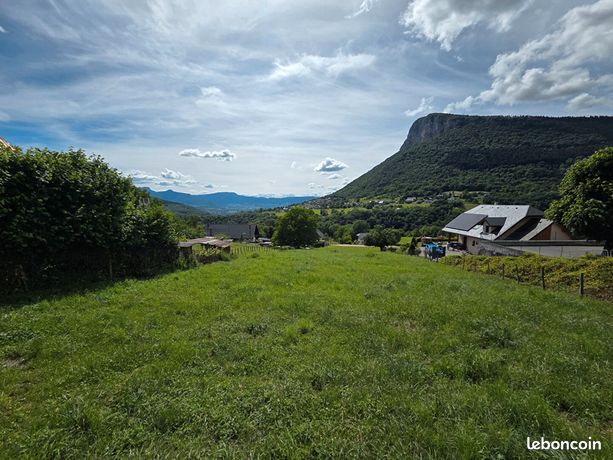 Terrain 1621 m² THOIRY