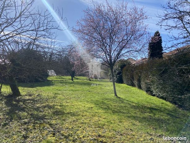 Terrain 2 375 m² Malzeville
