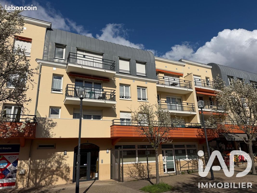Appartement 2 pièces 45 m² · à Saint-Michel-sur-Orge · 45 m² · 899 €/mois