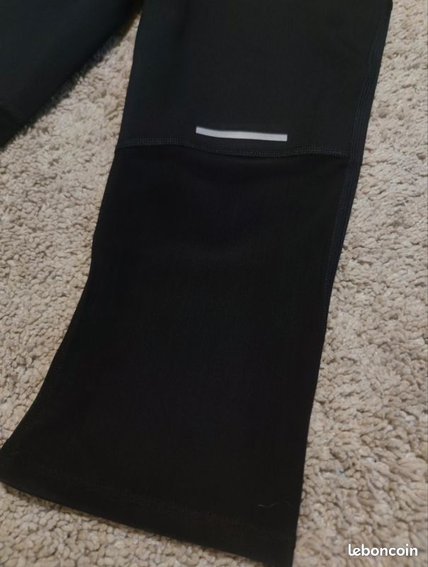 Pantalon Legging court The north face neuf noir Taille XS (image 4)