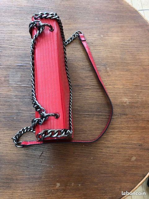 Très joli sac rouge neuf (image 4)
