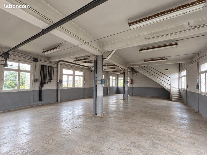 Local commercial 200 m² · à Saint-Dié-des-Vosges · 200 m² · 790 €/mois