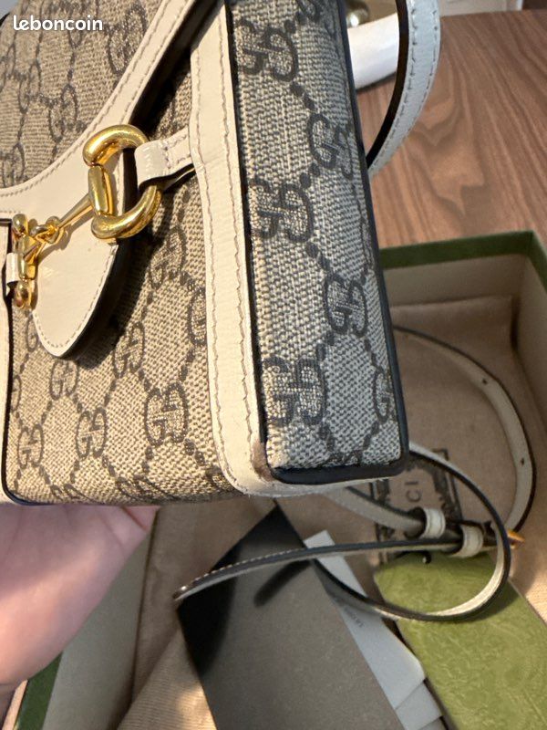 Sacoche Gucci Mini Bag Horsebit 1955 – Toile GG Supreme & cuir blanc (image 3)