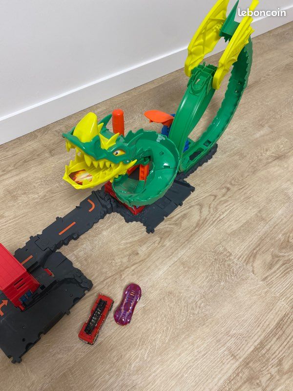 Circuit Hot Wheels Dragon (image 2)