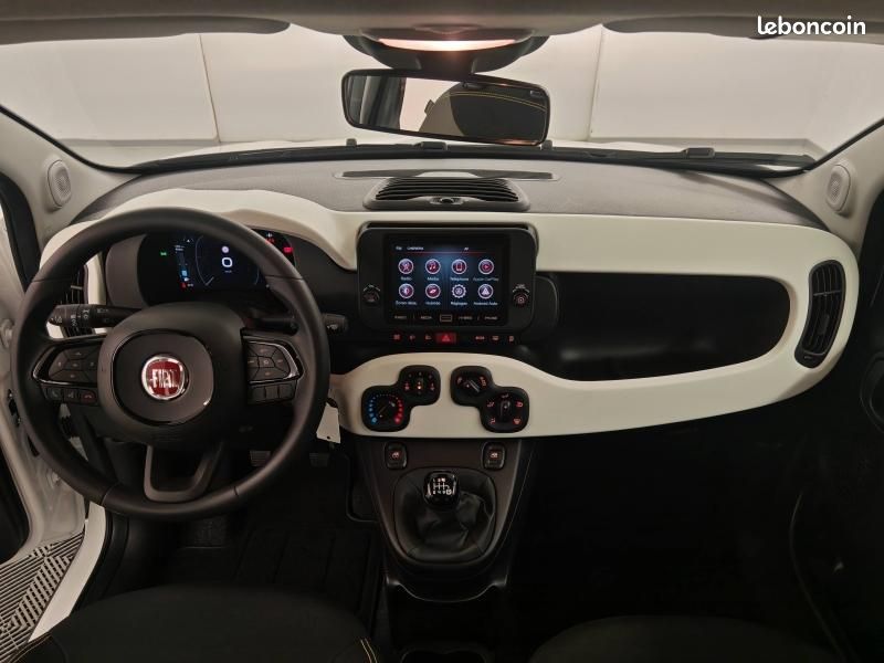 Fiat Panda Pandina 1.0 65ch BSG S&S Hybrid Cross (image 8)