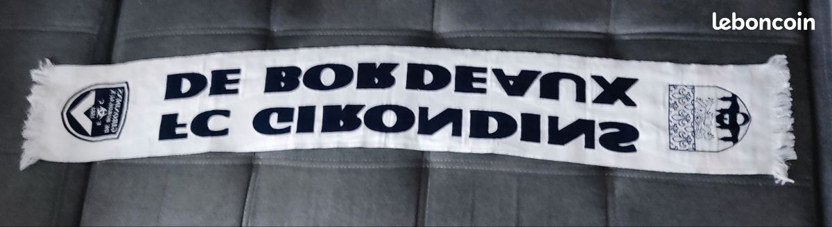Lot De 2 écharpes Supporter Girondins De Bordeaux – Vintage – Collection