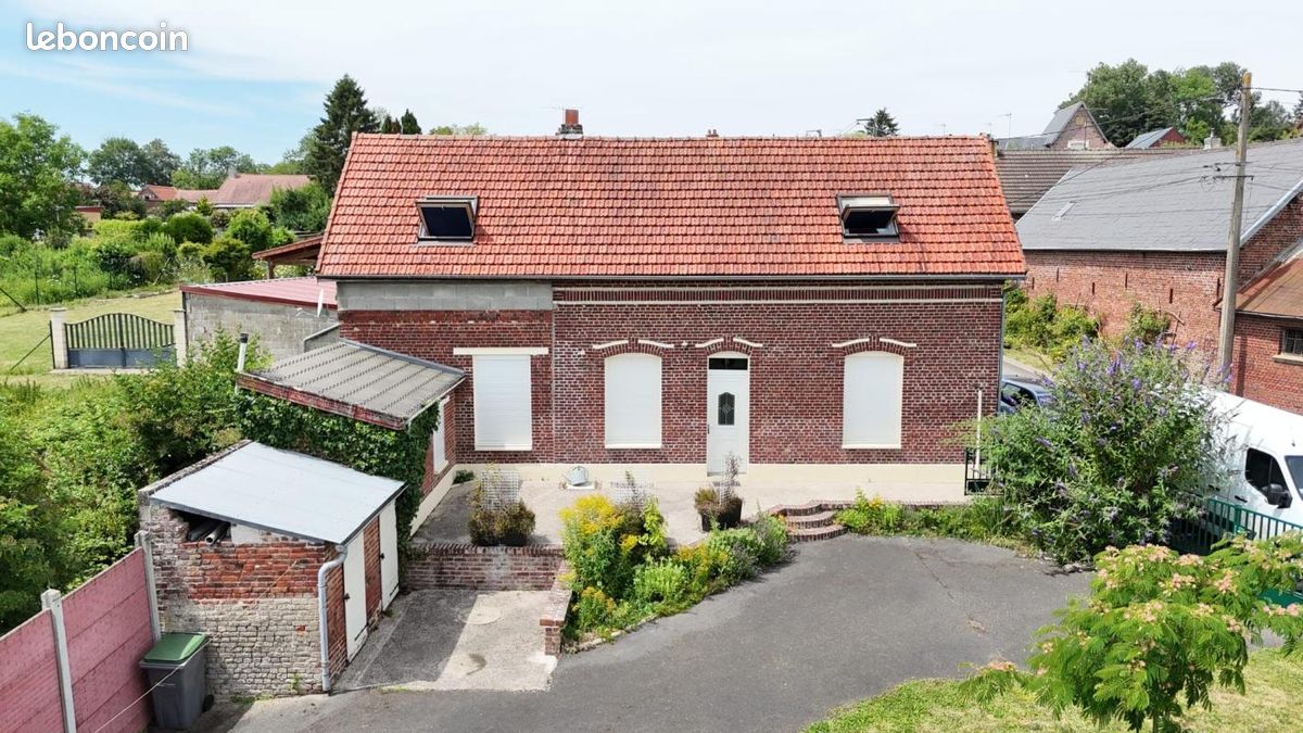 Maison 3 pièces 101 m² · à Étricourt-Manancourt · 101 m² · 139 000 €