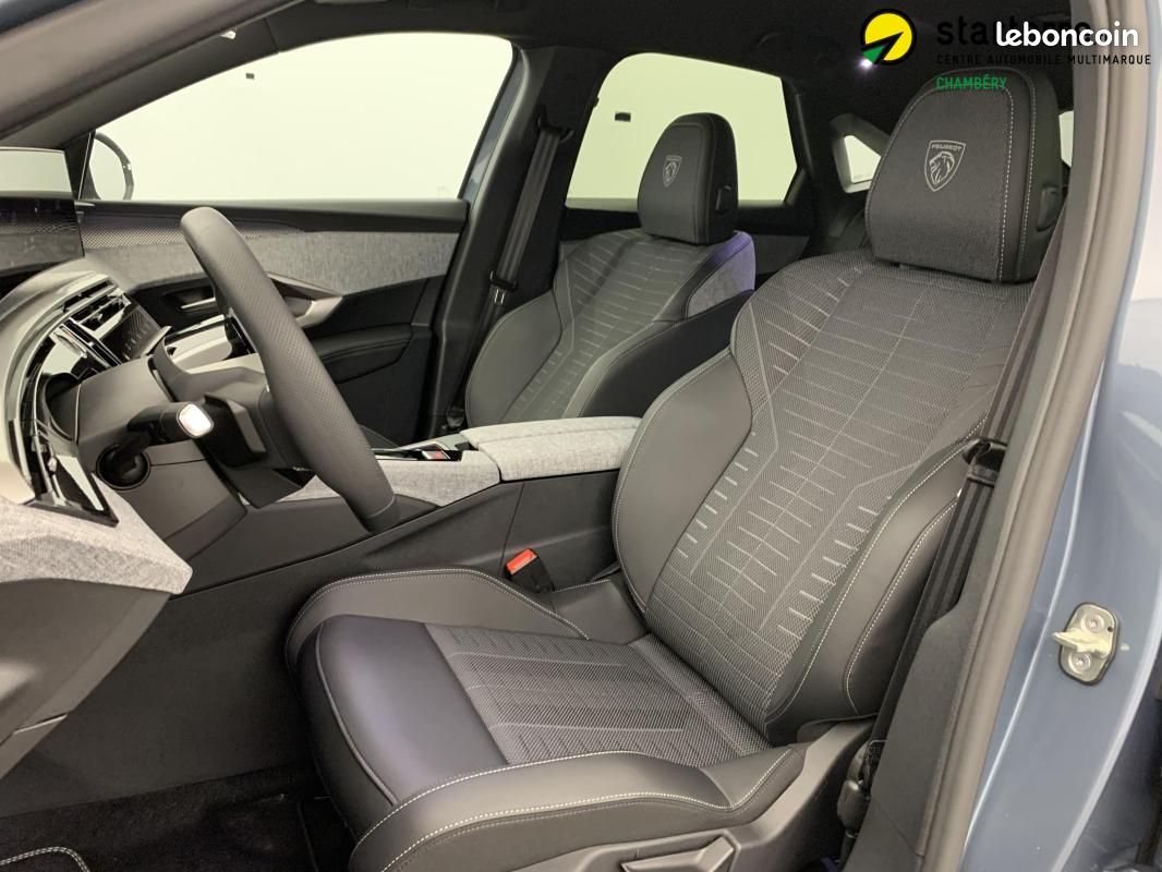 Peugeot 3008 Hybrid 145 e-DCS6 GT (image 22)