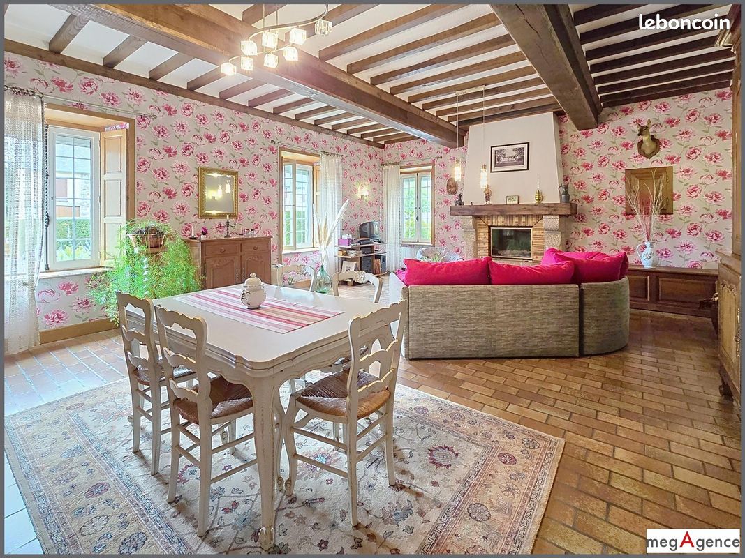 Maison 7 pièces 230 m² · à Cérences · 230 m² · 780 000 €