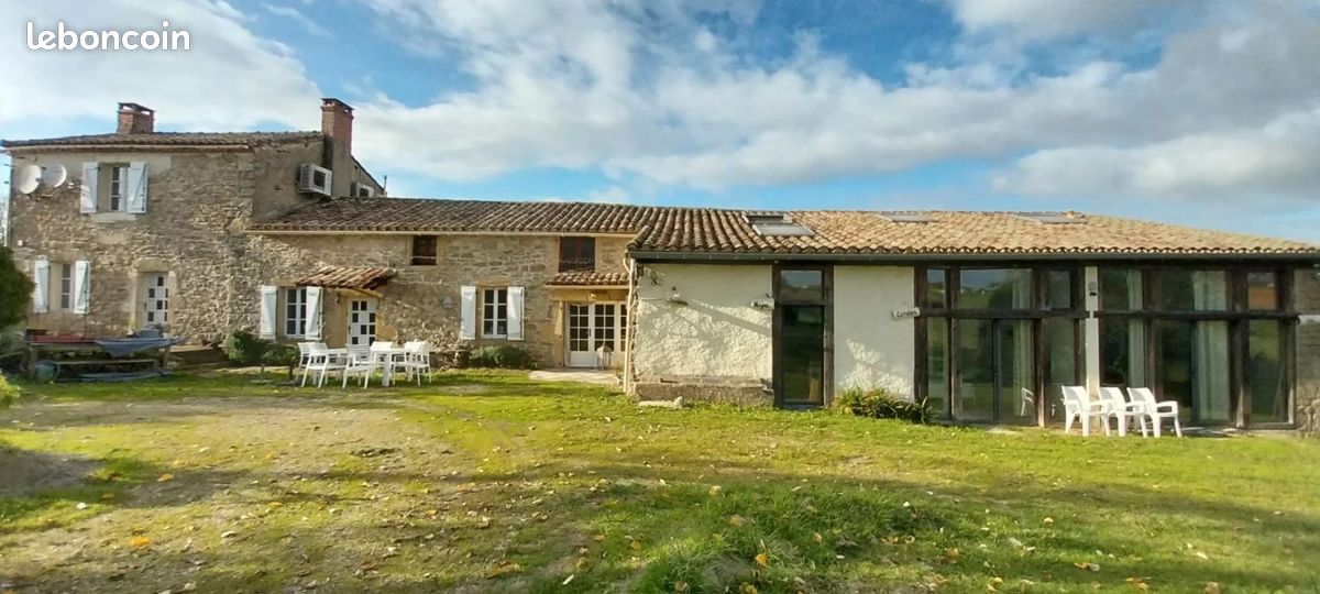 Maison 280 m² · à Caylus · 280 m² · 399 500 €