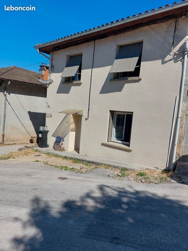 Maison 5 pièces 85 m² · à Villieu-Loyes-Mollon · 85 m² · 180 000 €
