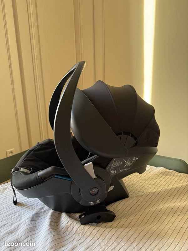 Siège auto i-size YOYO Babyzen - BeSafe noir (image 3)