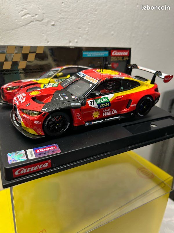 Carrera Universal 40470 – BMW Turbo Rouge & Orange, 1/32, Sans Boîte (occasion)