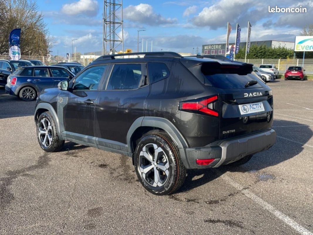 DACIA DUSTER 1.2 mild hybrid 140 journey (image 7)