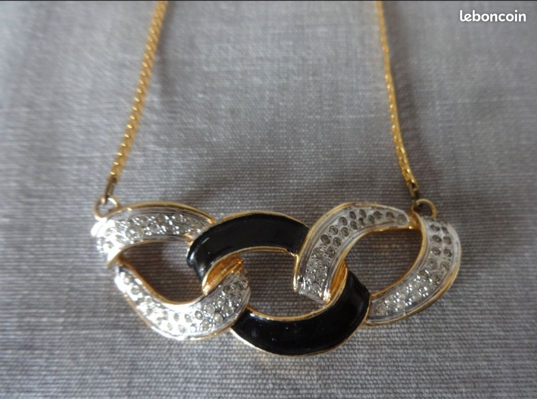 Pendentif Vintage Pierre Cardin – Métal Doré Et Strass