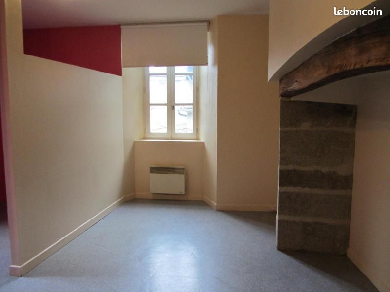 Studio 1 pièce 25 m² - Ussel 19200 (image principale 0)