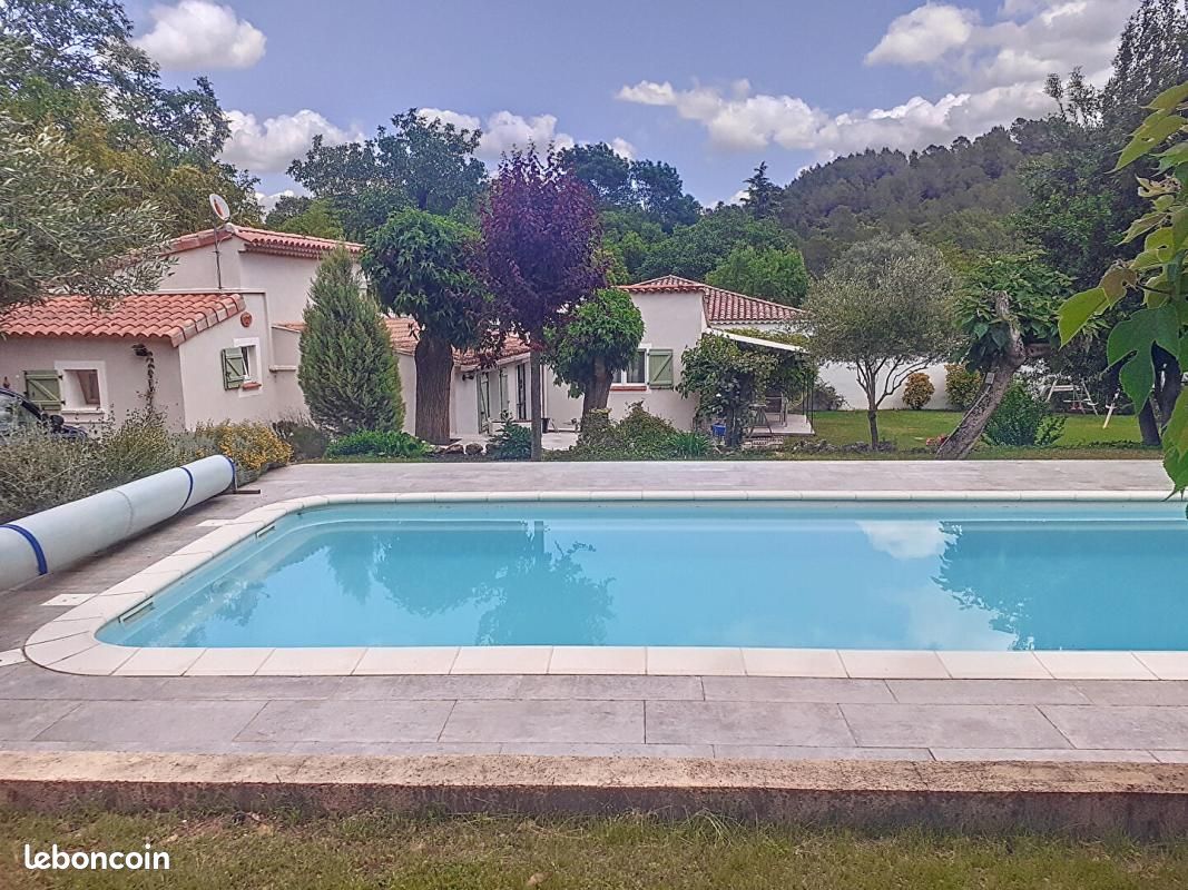 Maison 6 pièces 150 m² · à Le Val · 150 m² · 453 000 €
