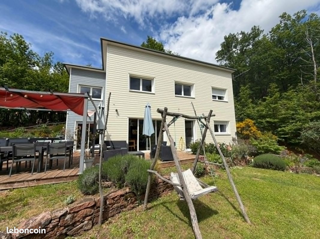 Maison 6 pièces 160 m² · à La Canourgue · 160 m² · 350 000 €