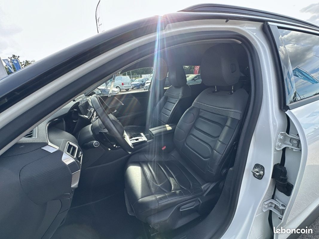 CITROEN C5 X Hybride Rechargeable 225 S&S e-EAT8 Shine (image 16)