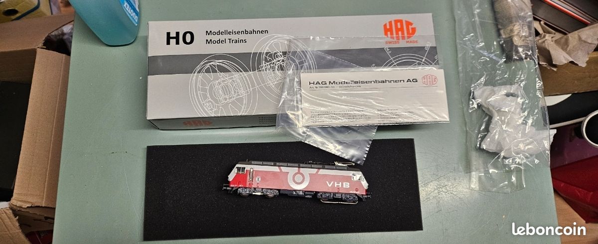 Hag 266 - locomotive re 4/4 vhb "menzau" - HO (image 1)