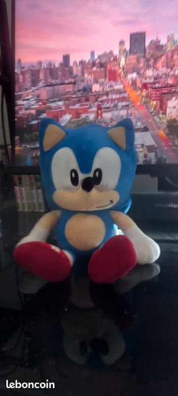 Peluche sonic (image 1)