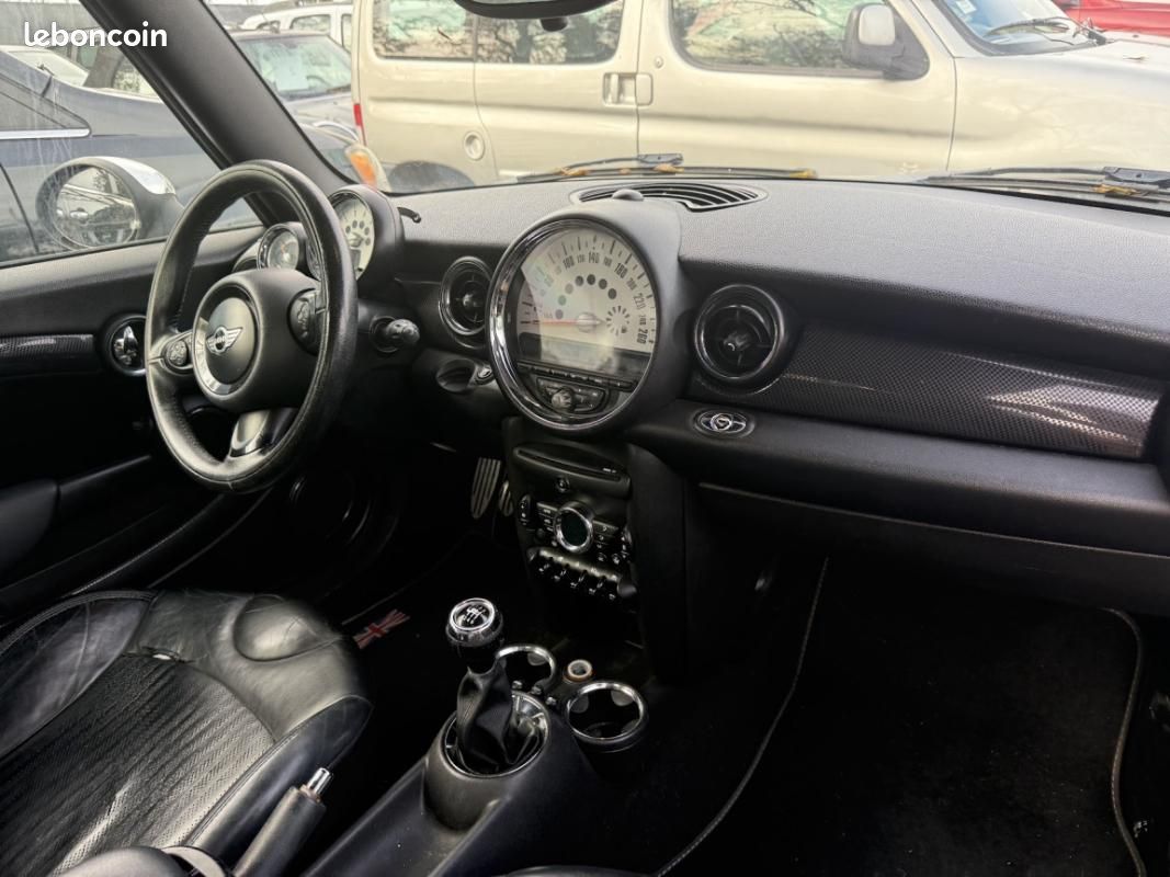 Mini Cabriolet SD 143 Pack John Cooper Works (image 8)